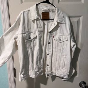 White Oversized Levi Jacket